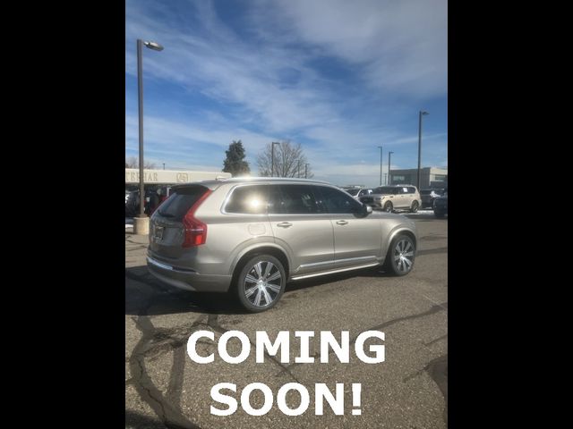 2022 Volvo XC90 Inscription