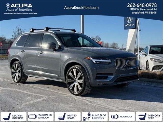 2022 Volvo XC90 Inscription