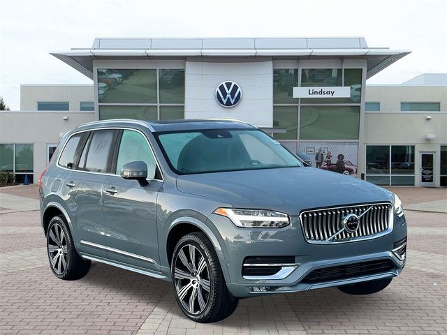 2022 Volvo XC90 Inscription