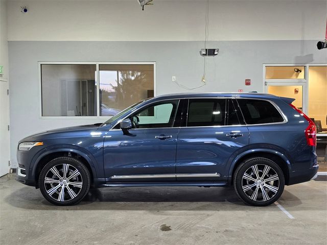 2022 Volvo XC90 Inscription