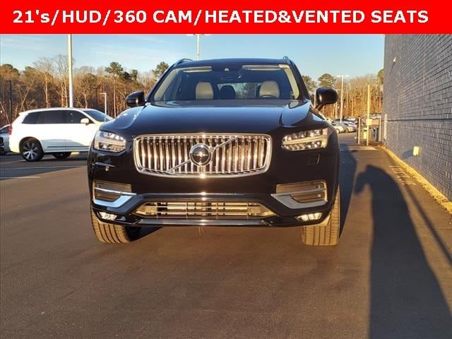 2022 Volvo XC90 Inscription