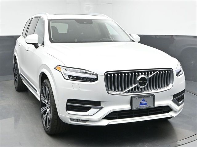 2022 Volvo XC90 Inscription