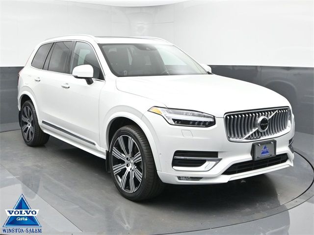 2022 Volvo XC90 Inscription