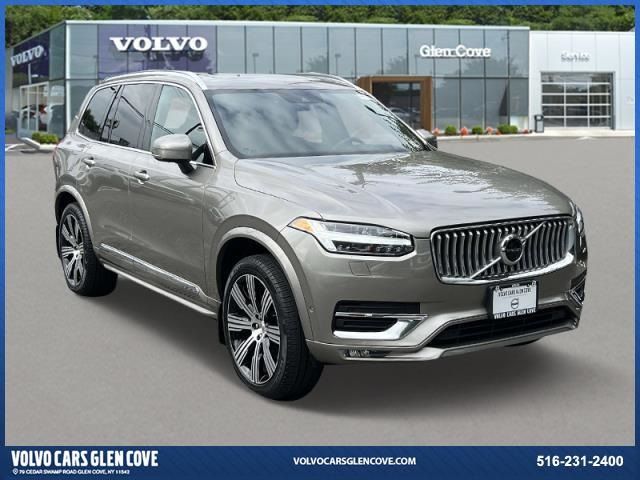 2022 Volvo XC90 Inscription