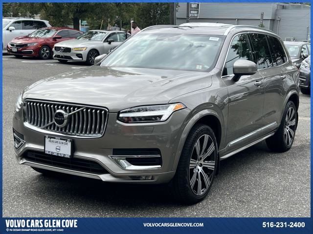 2022 Volvo XC90 Inscription