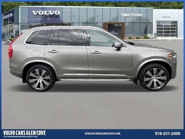 2022 Volvo XC90 Inscription