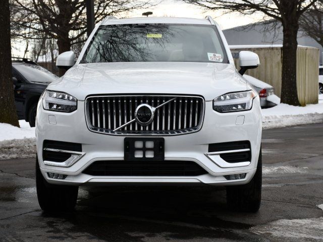 2022 Volvo XC90 Inscription