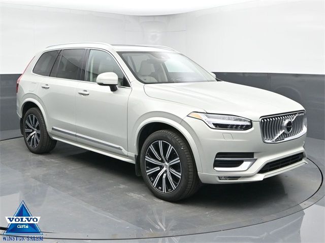 2022 Volvo XC90 Inscription