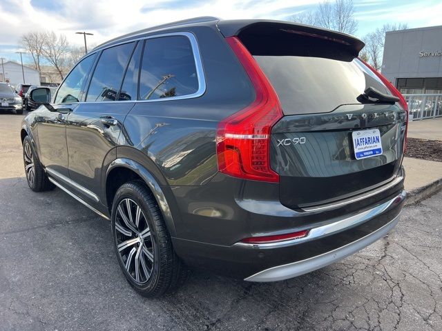 2022 Volvo XC90 Inscription