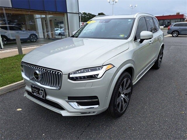 2022 Volvo XC90 Inscription