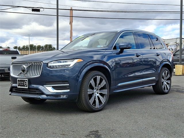 2022 Volvo XC90 Inscription