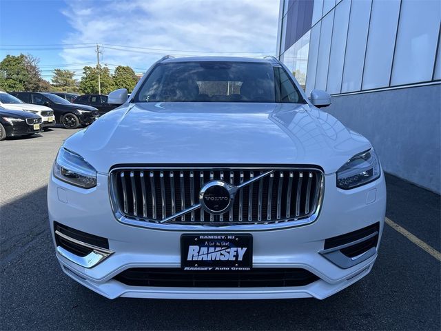 2022 Volvo XC90 Inscription