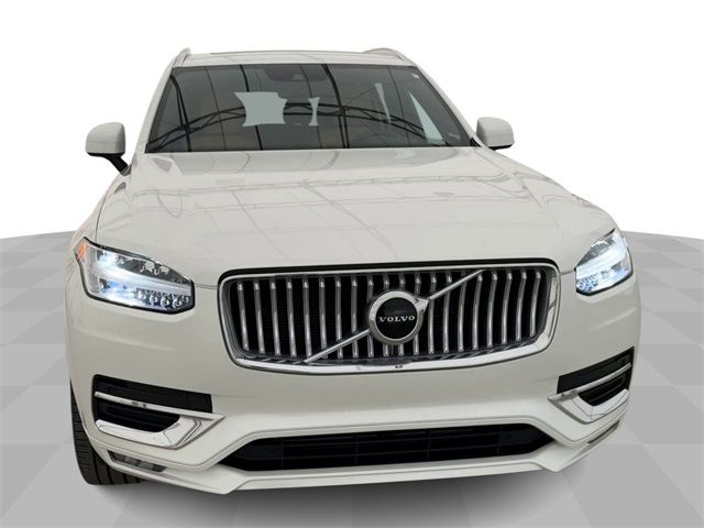 2022 Volvo XC90 Inscription