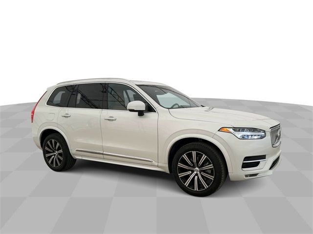 2022 Volvo XC90 Inscription