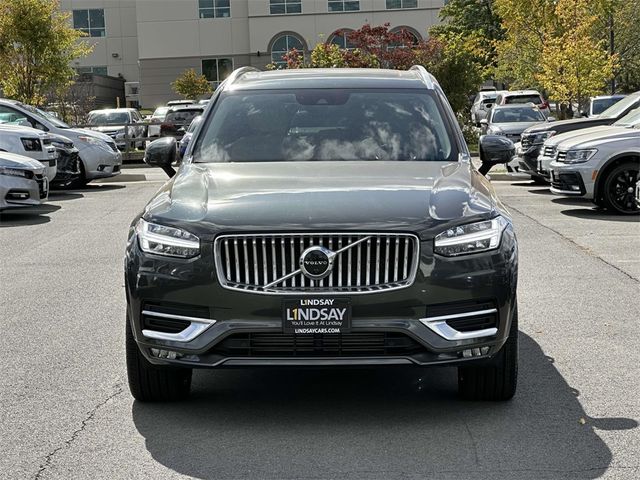 2022 Volvo XC90 Inscription