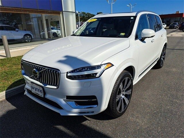 2022 Volvo XC90 Inscription