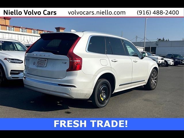 2022 Volvo XC90 Inscription