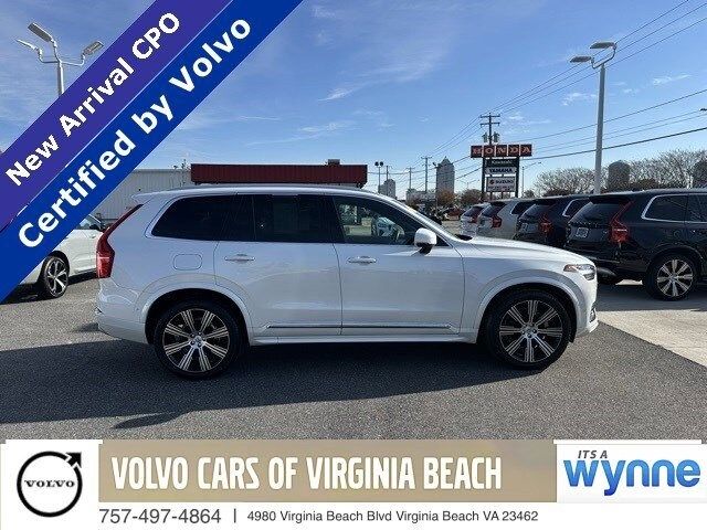 2022 Volvo XC90 Inscription