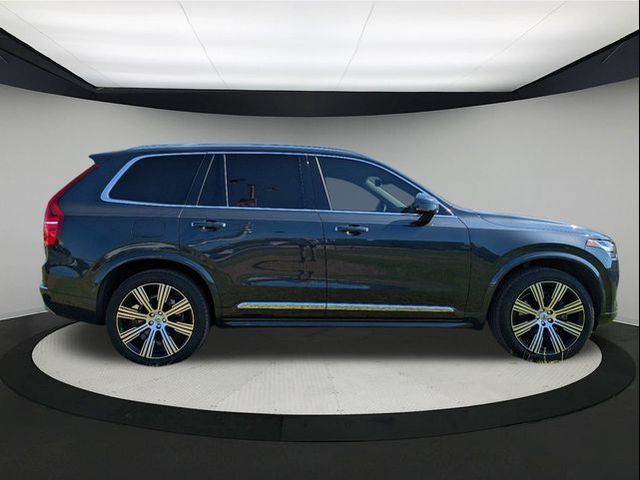 2022 Volvo XC90 Inscription