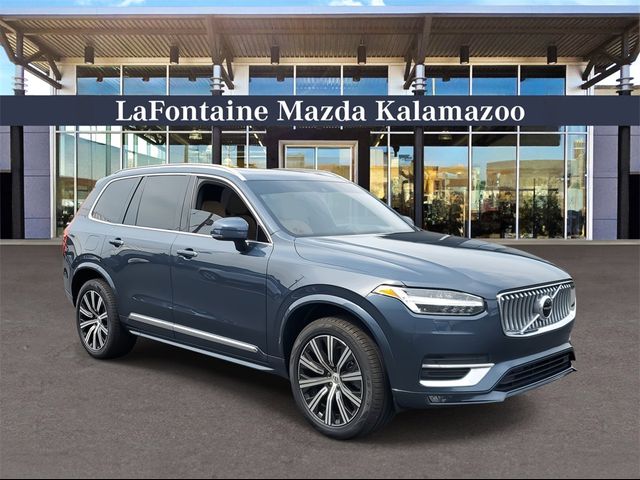 2022 Volvo XC90 Inscription