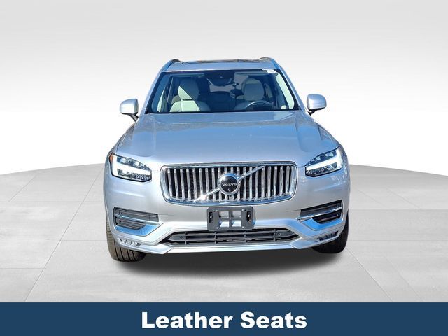 2022 Volvo XC90 Inscription