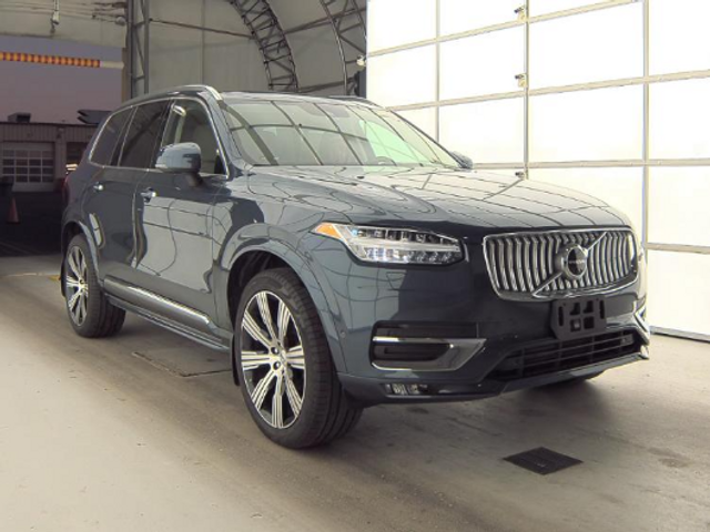 2022 Volvo XC90 Inscription