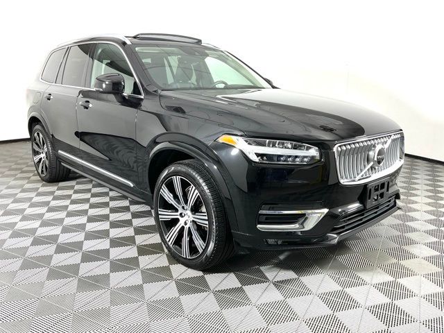 2022 Volvo XC90 Inscription