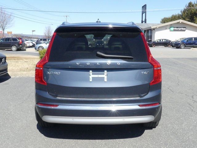 2022 Volvo XC90 Inscription
