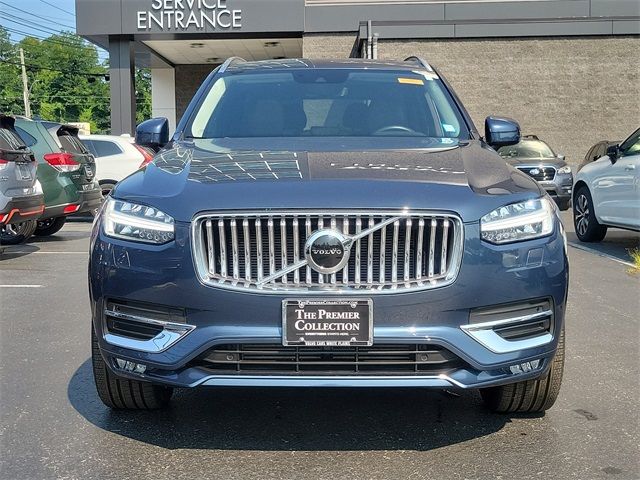 2022 Volvo XC90 Inscription