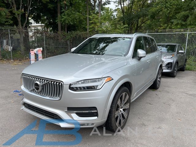 2022 Volvo XC90 Inscription