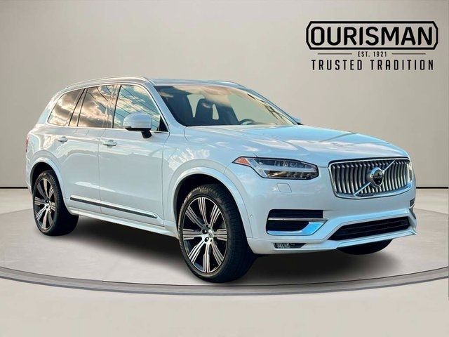 2022 Volvo XC90 Inscription