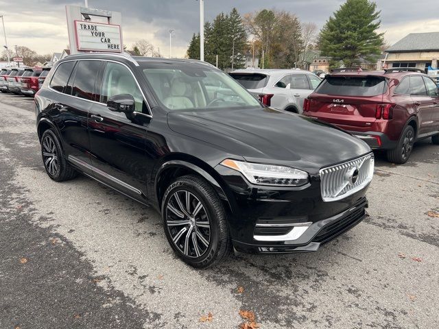 2022 Volvo XC90 Inscription