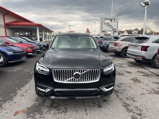 2022 Volvo XC90 Inscription