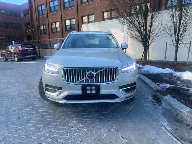 2022 Volvo XC90 Inscription