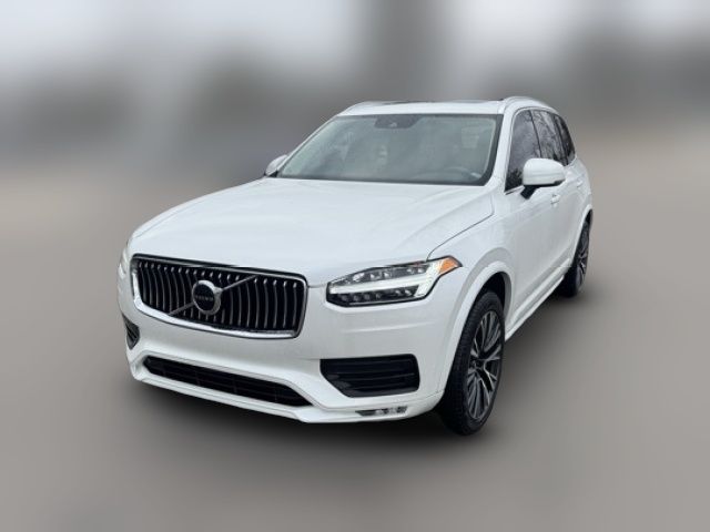 2022 Volvo XC90 Momentum