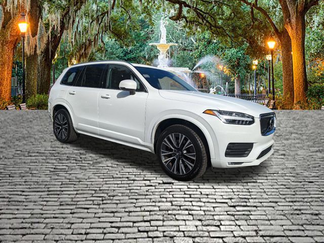 2022 Volvo XC90 Momentum