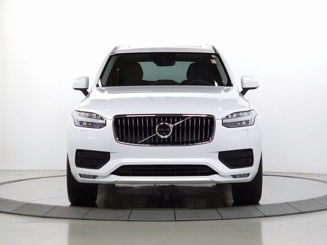 2022 Volvo XC90 Momentum