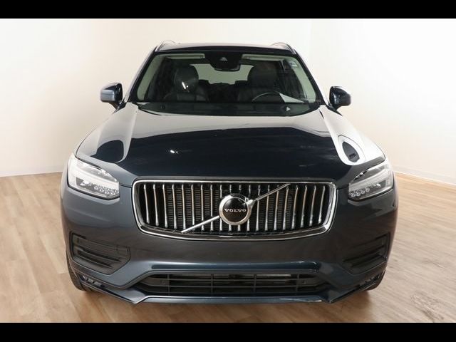 2022 Volvo XC90 Momentum