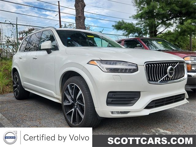 2022 Volvo XC90 Momentum