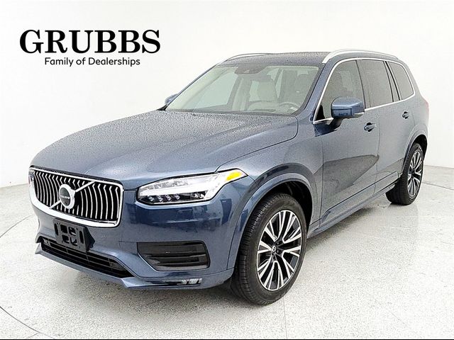 2022 Volvo XC90 Momentum