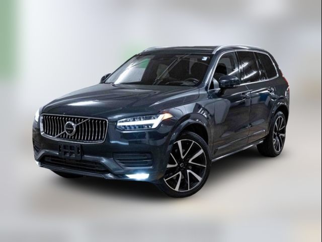 2022 Volvo XC90 Momentum