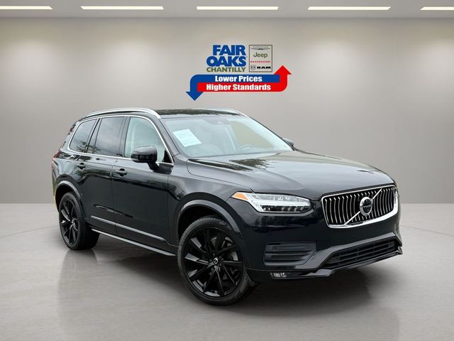 2022 Volvo XC90 Momentum