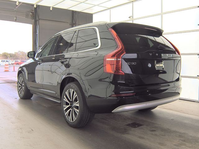 2022 Volvo XC90 Momentum