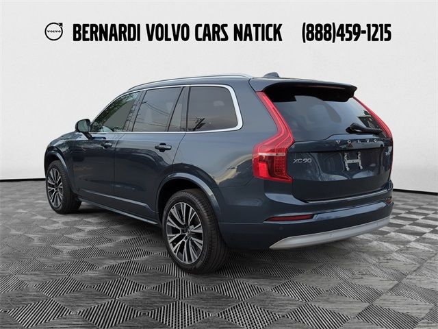 2022 Volvo XC90 Momentum