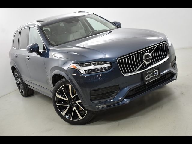 2022 Volvo XC90 Momentum