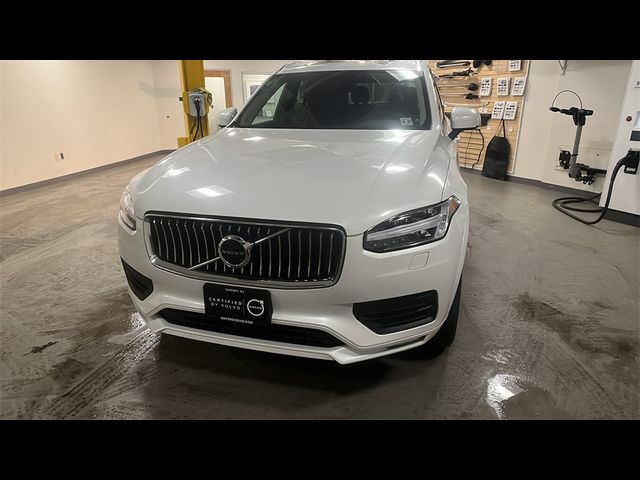 2022 Volvo XC90 Momentum