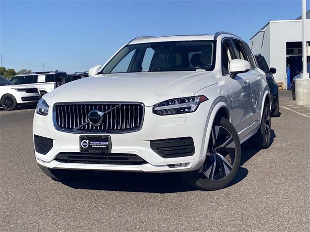 2022 Volvo XC90 Momentum