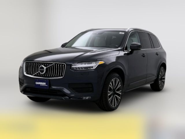 2022 Volvo XC90 Momentum