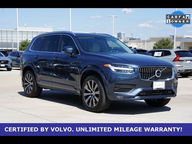 2022 Volvo XC90 Momentum