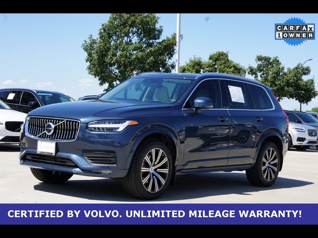 2022 Volvo XC90 Momentum